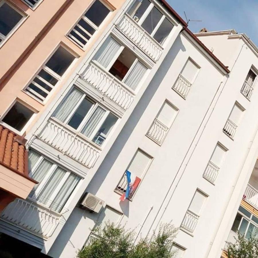 Appartamento App Enterprise Umago Esterno foto